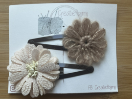 Beige bloemen