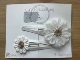 Wit/brons bloemen
