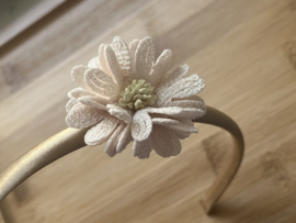 Beige grote bloem