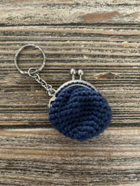 Donkerblauw