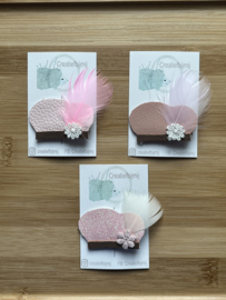 Pietenmuts met veer roze