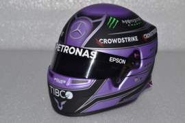 Lewis Hamilton Mercedes AMG Petronas mini helmet 2021 season