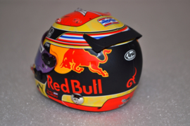 Alexander Albon  Red Bull Honda helmet 2020 season