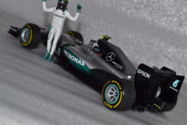 Nico Rosberg Mercedes AMG Petronas MGP-W07 Race Car Abu Dhabi Grand Prix 2016 Season (Standing Firgure)