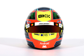 Oscar Piastri – 2026 Season Mini Helmet
