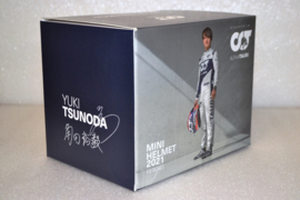 Yuki Tsunoda Alpha Tauri Honda helmet 2021 season