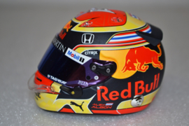 Alexander Albon  Red Bull Honda helmet 2020 season