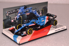 Fernando Alonso Alpine F1 Team A521 race car Bahrain grand prix 2021 season