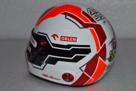 Antonio Giovinazzi Alfa Romeo Orlen helmet 2021 season