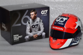 Daniil Kvyat Alpha Tauri Honda helmet 2020 season
