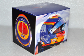 Alexander Albon Scuderia Torro Rosso helmet 2019 season