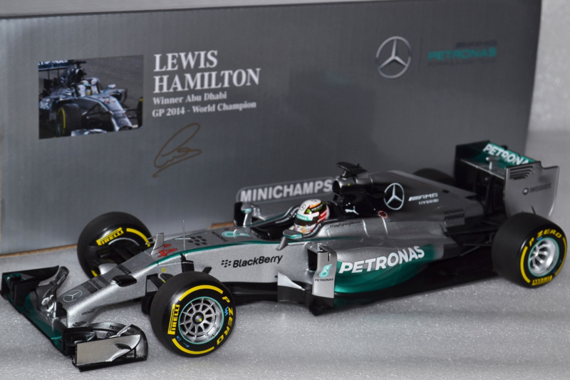 Lewis Hamilton Mercedes AMG Petronas MGP-W05 race car Abu Dhabi