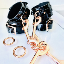 High Gloss Wrist Cuffs, Ankle Cuffs & Hogtie – Black/Rose Gold