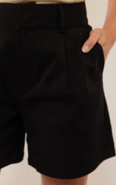 Gmaxx short amalia zwart