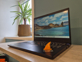 Lenovo E14 G1 | i3 10110U, 8GB DDR4, 256GB NVME