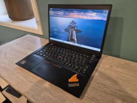 Lenovo ThinkPad X13 G1 | Ryzen Pro 4450U, 8GB DDR4, 256GB