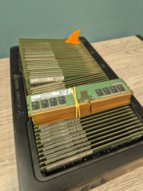 10x 8GB DDR4 2400/2666Mhz