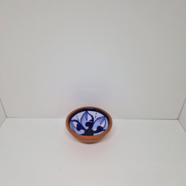 Spinkom terracotta, blauwe bloem