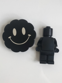 Flower smiley black