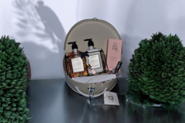 Hand/nagelverzorgingspakket in koffer