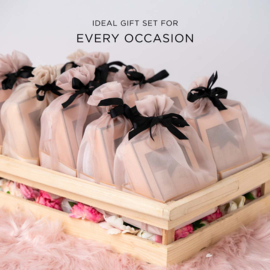 KIMIRICA - LOVE STORY NOTHING BUT LOVE POTLI GIFT SET