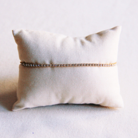 Fine rhinestone bracelet - white/gold