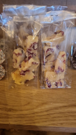 Fudge witte chocolade met Cranberries