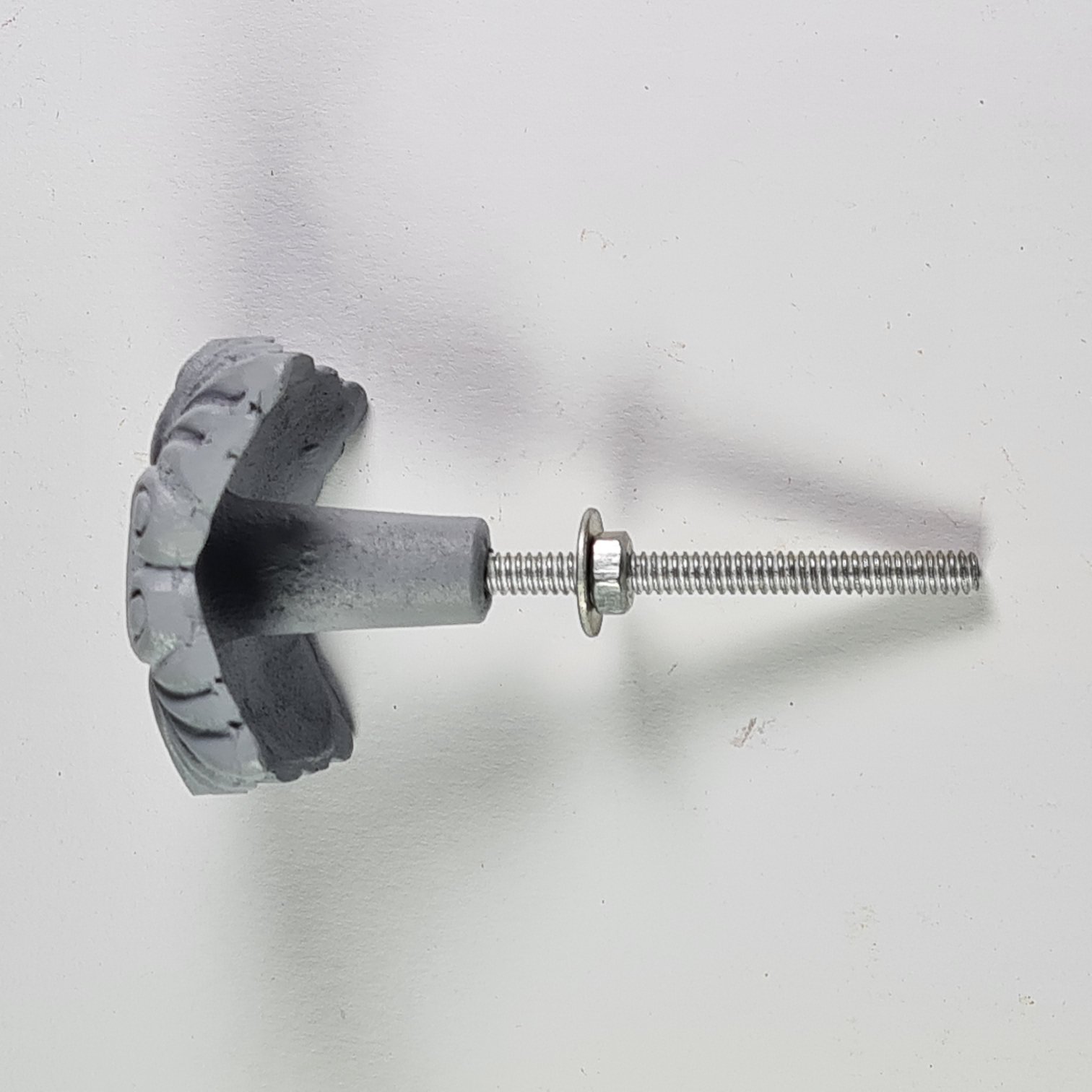 metalen knop vierkant/grijs