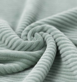 1114. Brede rib mint