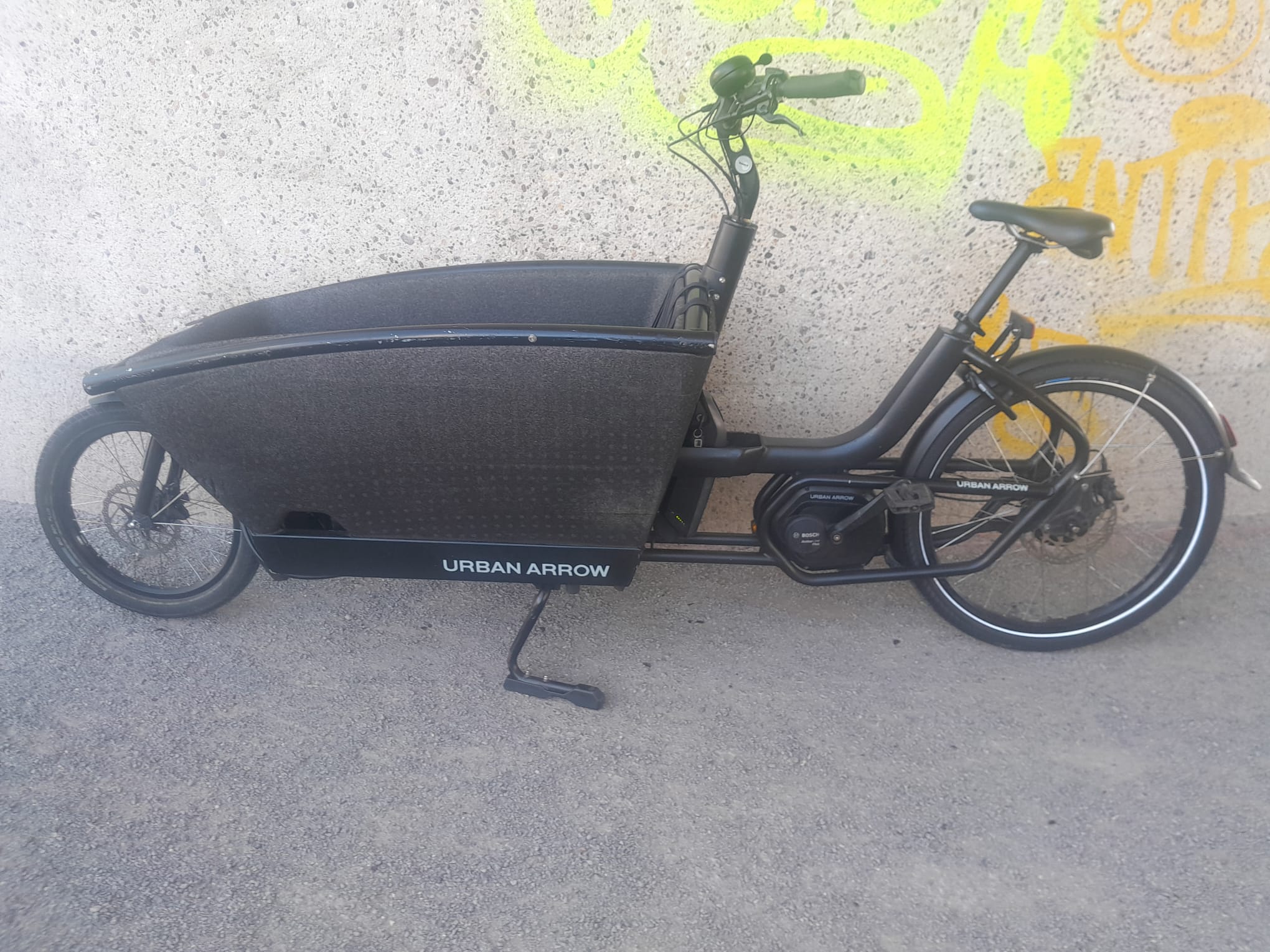 Occasion Urban Arrow Bosch Performance 16400km; 500Wh accu,  zwart // MARGE