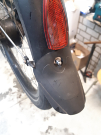 Fender repair kit for loose fender bracket