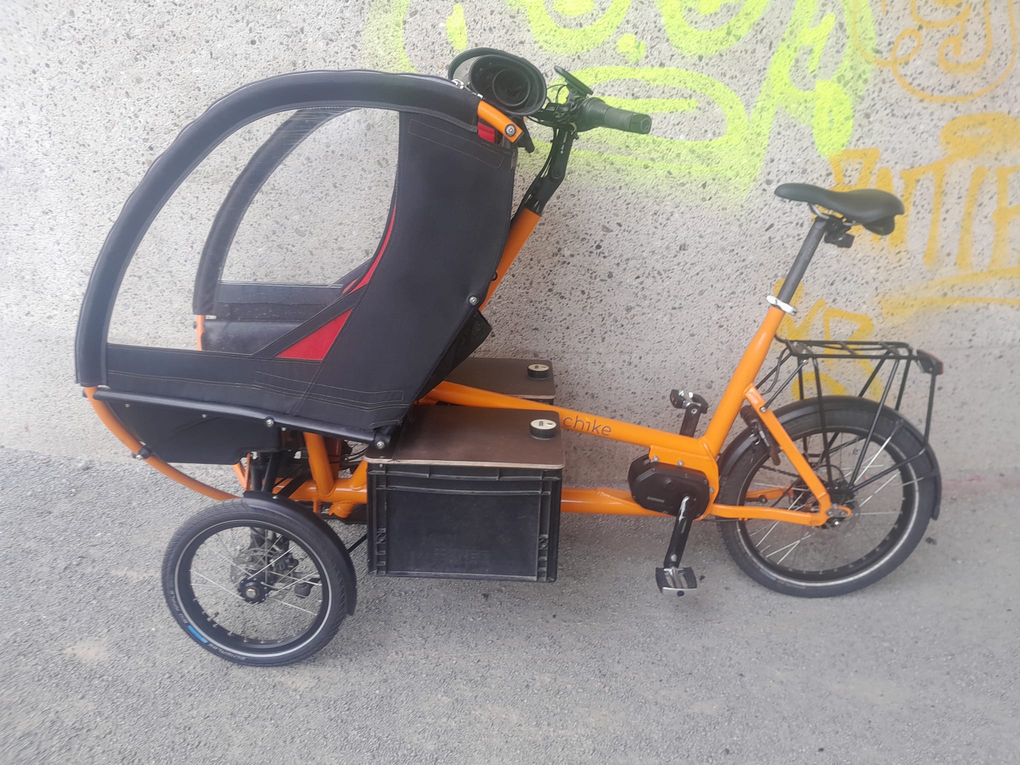Chike, super nette occasion/marge, km-stand 10500km, geheel nagekeken