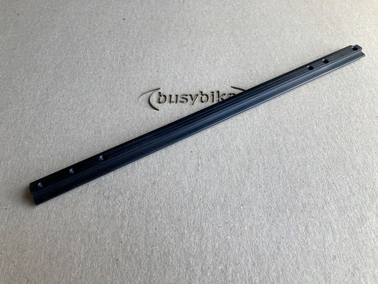 Urban Arrow Guide Rail for Battery