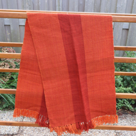 omslagdoek oranje met rood 50x190