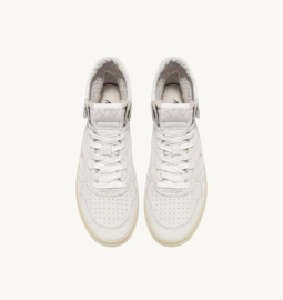 Autry GG04 medalist mid white goatskin