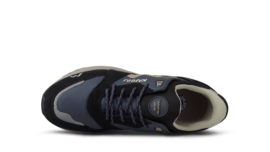 KARHU ARIA 95 – Caviar / Vintage Khaki F803118