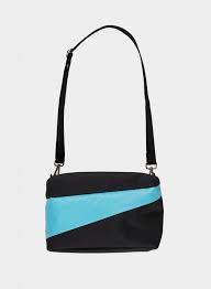 Susan Bijl the new bum bag black & key blue medium