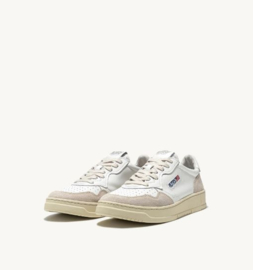 Autry LS33 medalist low leather suede white/ white