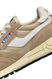 AUTRY - NC14 - REELWIND LOW MAN WHITE / CRACK WHITE / FILLER