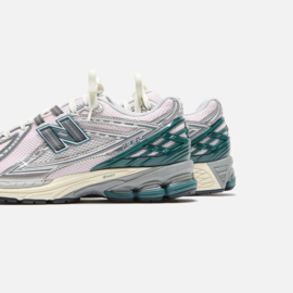 New Balance M1906RET - Silver Metallic / New Spruce
