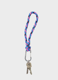 Susan Bijl - The New Kumihimo Keychain - Wena & Fluo Pink