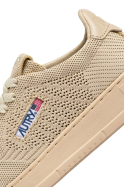 Autry KN11 easeknit low women creme brulee
