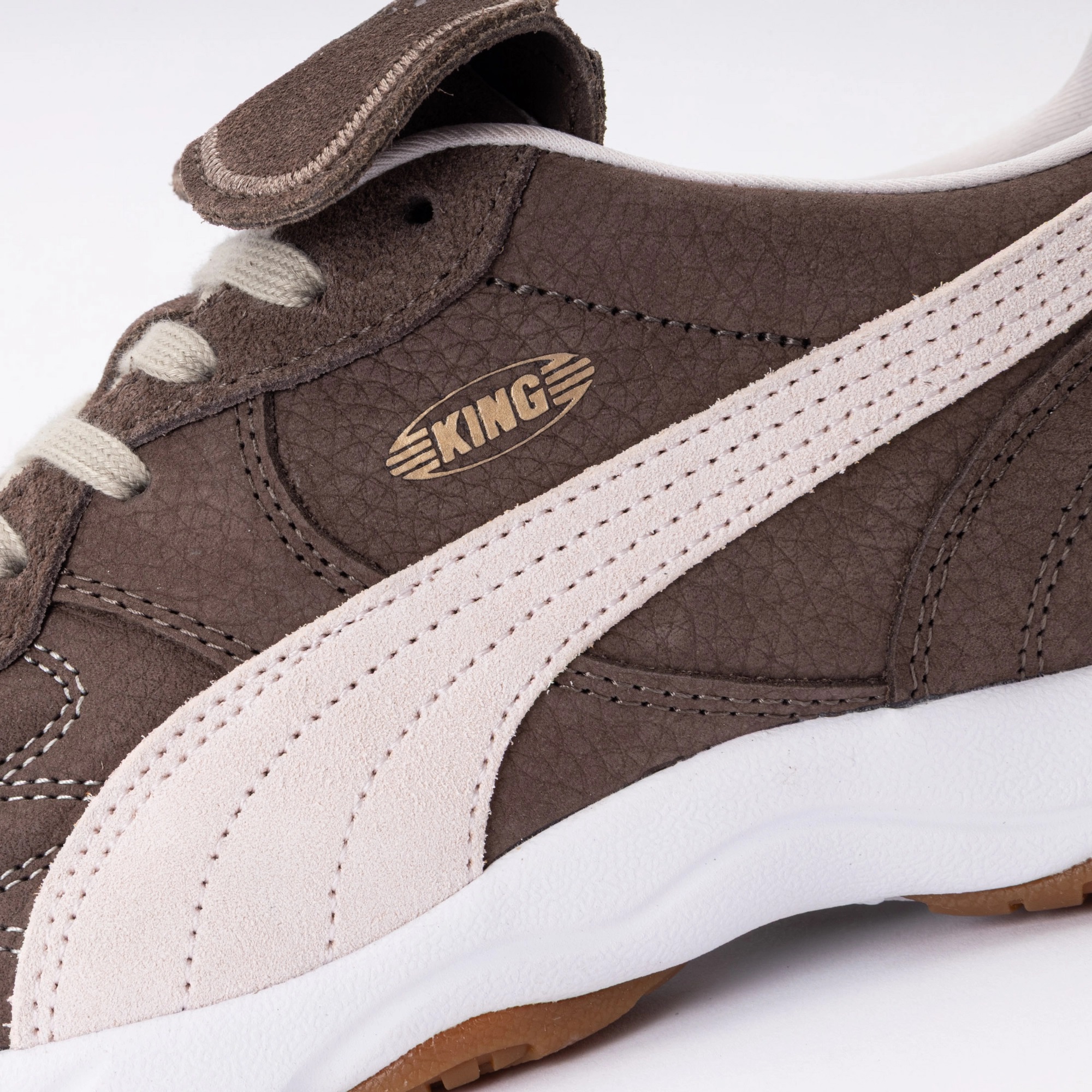 Puma - King Indoor Wine Club woman - Chocolate /Jasmine flower