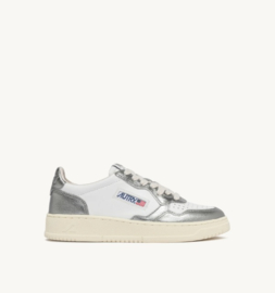 Autry WB44 Medalist Low Leather White/Steel Grey