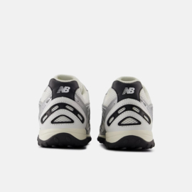 New Balance - 204L - Silver Metallic / Black