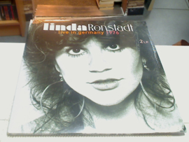 LINDA RONSTADT