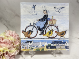Boerin op fiets knutsel servet nr 402