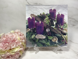 Kerststuk paars knutsel servet nr HM293