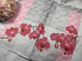 Maki roze orchidee op grijs servet nr H93