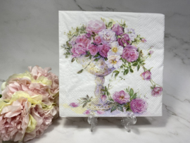 Ambiente roze bloemen op schaal servet nr H33